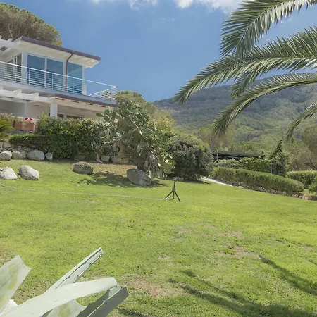 Biodola Villa